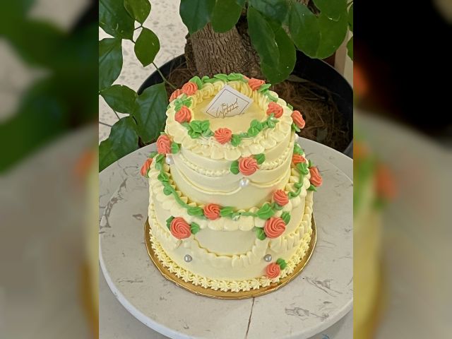 Vintage Inspired Piped Buttercream Cake Decorating Workshop