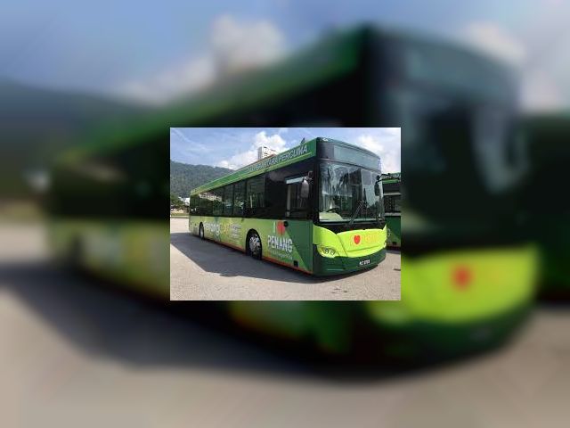 The CT6 bus (Direction: Batu Kawan) Shuttle Bus